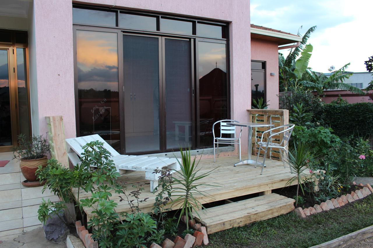 קיגאלי Umusambi B&B מראה חיצוני תמונה
